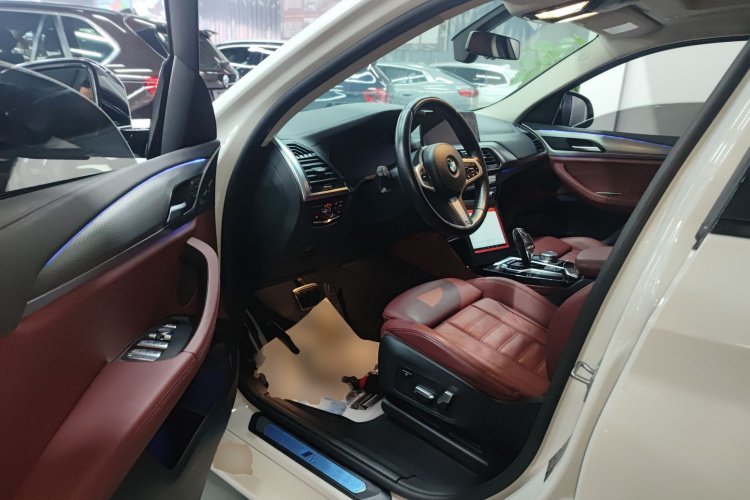 宝马X4 2021款 xDrive 25i M运动套装中控内饰7003