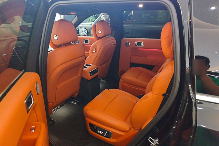 理想汽车 理想L9 2024款 Ultra中控内饰7004