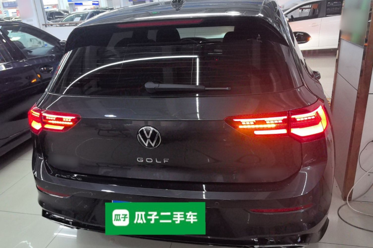 大众 高尔夫 2023款 改款 280TSI DSG R-Line Lite车身外观6