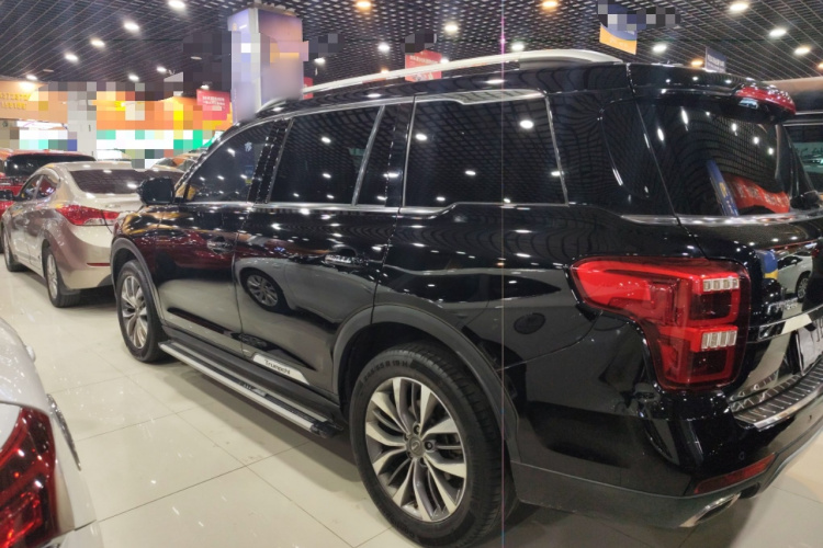 广汽传祺 传祺GS8 2017款 320T 两驱豪华智联版（七座）车身外观4