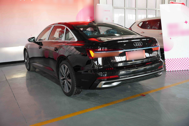 奥迪A6L 2025款 45 TFSI 臻选动感型车身外观6003