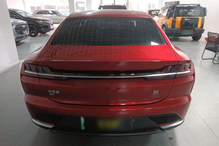 比亚迪 汉 2020款 EV 四驱高性能版旗舰型车身外观6