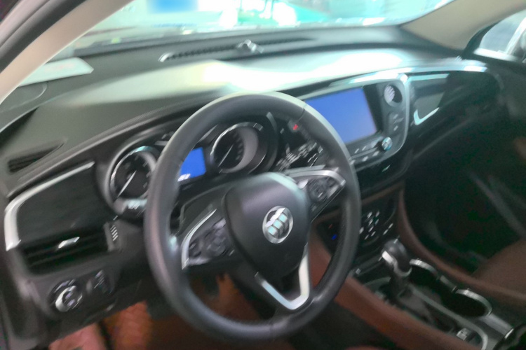 别克 昂科威 2019款 28T 四驱精英型 国V中控内饰7003