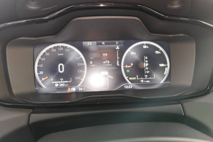 领克01 EM-P 2018款 1.5T PHEV 劲 国V局部细节14