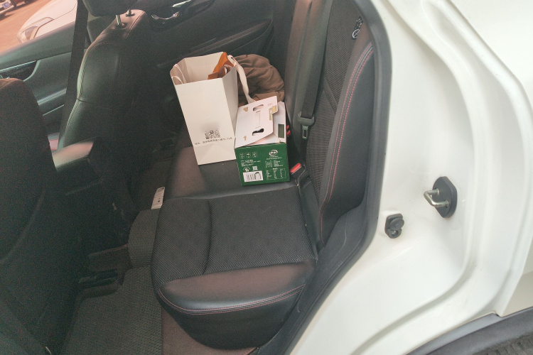 日产 逍客 2017款 2.0L CVT智享版 国V中控内饰21