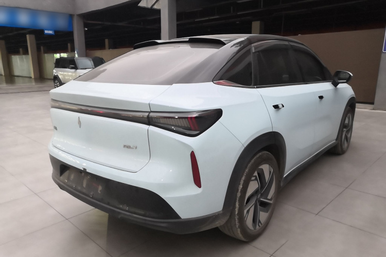 睿蓝汽车 睿蓝7 2023款 605km 猎光车身外观6005