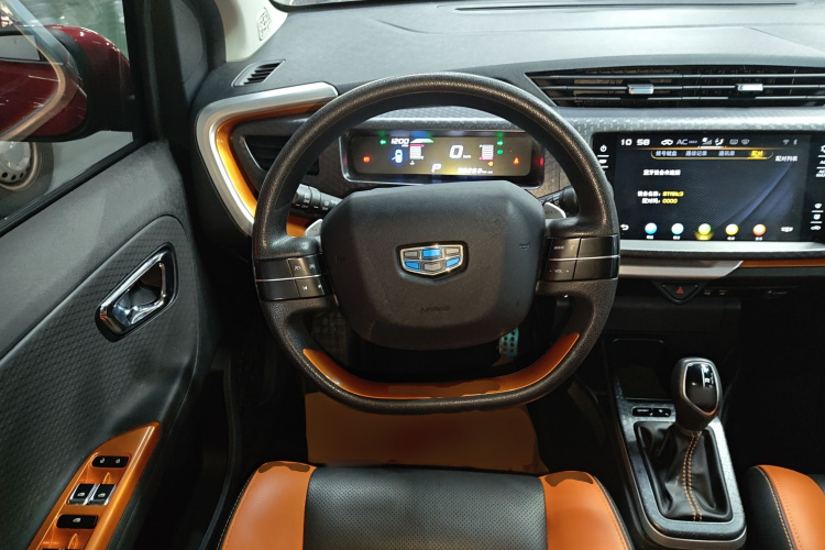 吉利汽车 远景X1 2017款 1.3L 自动玩家版中控内饰13