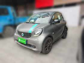 smart fortwo 2015款 1.0L 52千瓦硬顶激情版