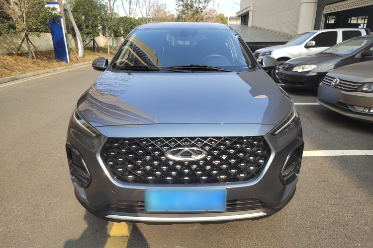 奇瑞 瑞虎3X 2024款 1.5L CVT卓越版车身外观2