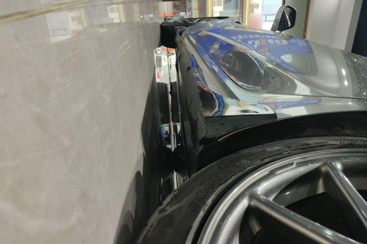 特斯拉 Model 3 2020款 改款 长续航后轮驱动版局部细节9002