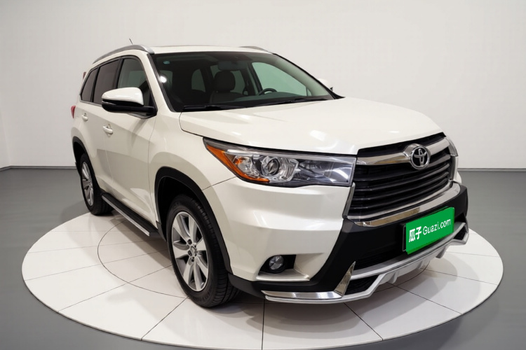 丰田 汉兰达 2015款 2.0T 四驱豪华版 7座车身外观3