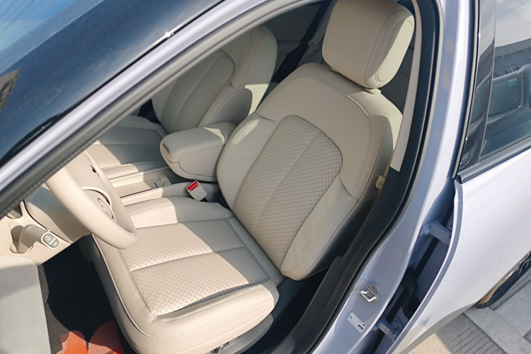 firefly萤火虫 2025款 发光版中控内饰19