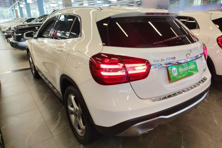 奔驰GLA 2019款 GLA 200 动感型车身外观6003