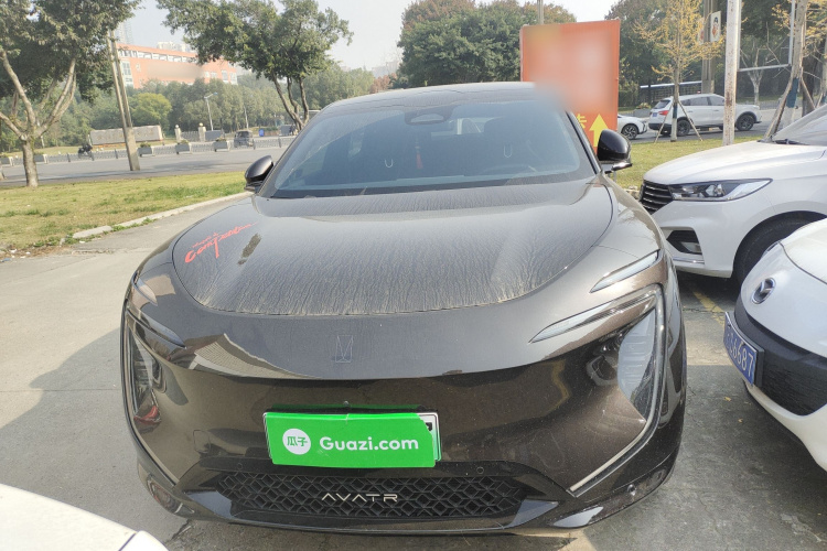 阿维塔07 2024款 Pro+增程版车身外观2