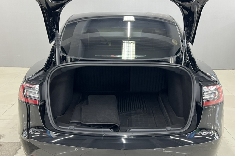 特斯拉 Model 3 2022款 后轮驱动版局部细节23