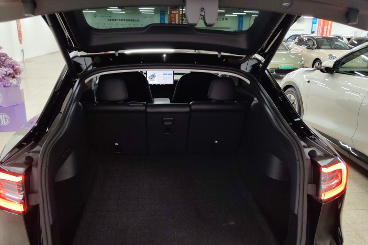 特斯拉 Model Y 2021款 标准续航后驱版机舱底盘23