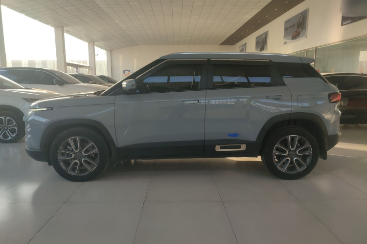 吉利汽车 吉利icon 2020款 1.5TD i6 BSG车身外观4