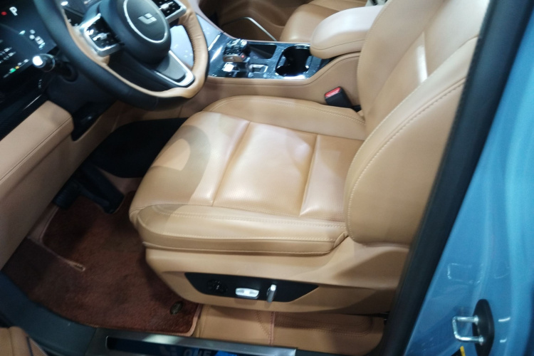 理想汽车 理想ONE 2021款 增程6座版局部细节19