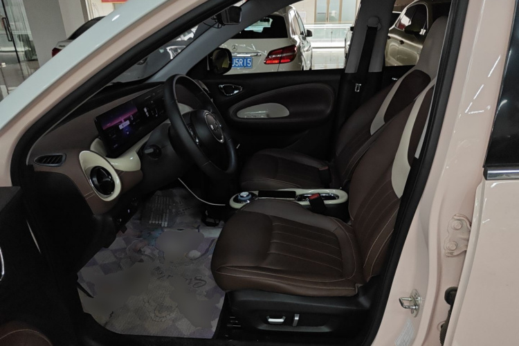 五菱汽车 五菱缤果 2023款 410km 灵犀尊享款中控内饰19