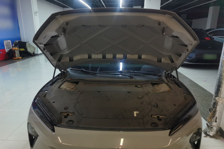 蔚来ET5 2022款 75kWh机舱底盘24