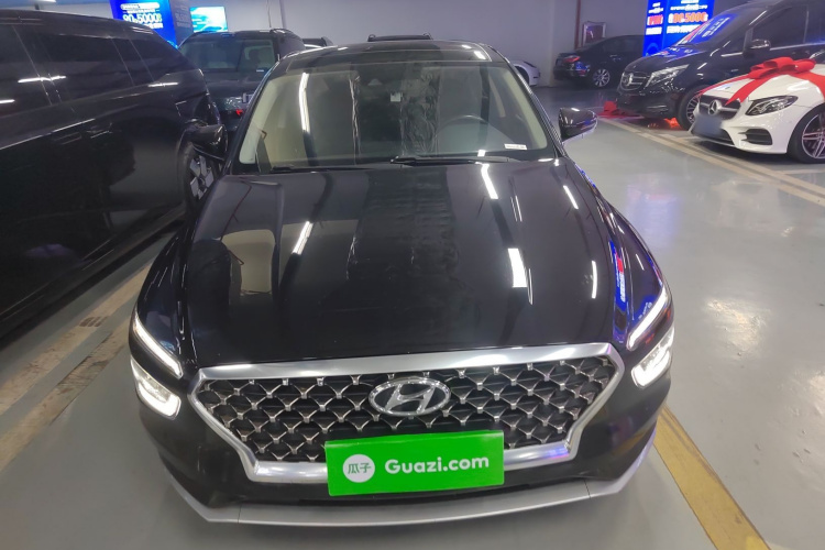 现代 名图 2021款 270TGDi DCT LUX尊贵版车身外观2