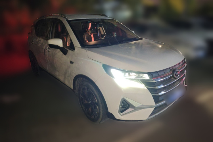 广汽传祺 传祺GS3 2022款 POWER 270T 自动劲享版车身外观3