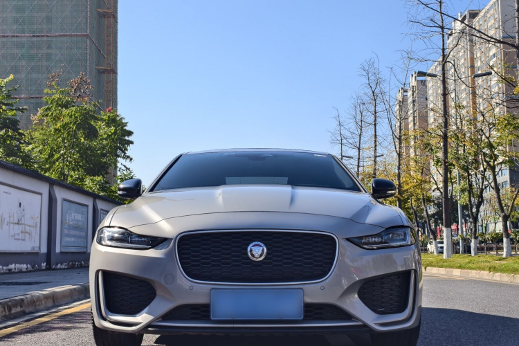 捷豹XEL 2024款 2.0T 250PS R-DYNAMIC S进取运动版车身外观6001