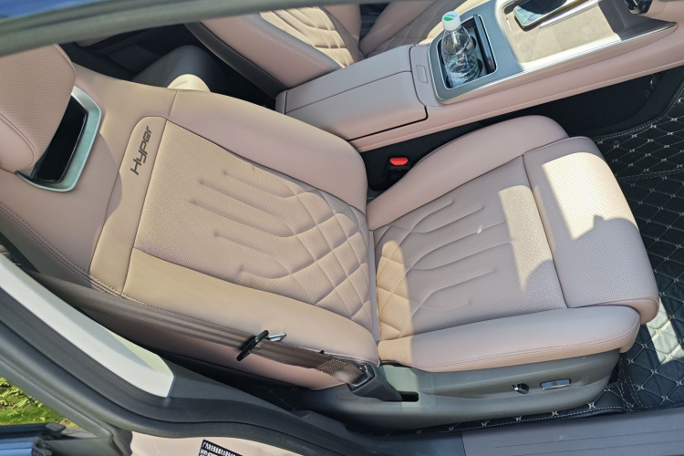 昊铂GT 2024款 全球款 710特高压激光雷达版中控内饰7009