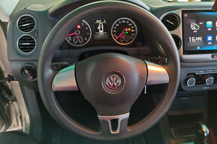 大众 途观 2016款 300TSI 自动两驱风尚版中控内饰13