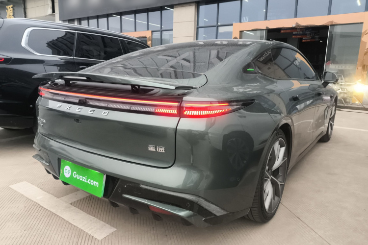 星途 星纪元 ES 2025款 纯电 Ultra旗舰 100kWh车身外观7