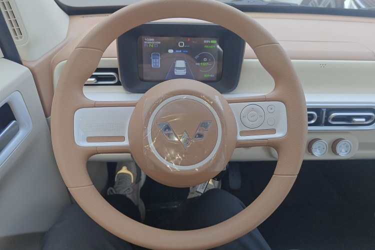 五菱汽车 宏光MINIEV 2024款 第三代 215km 青春版中控内饰13