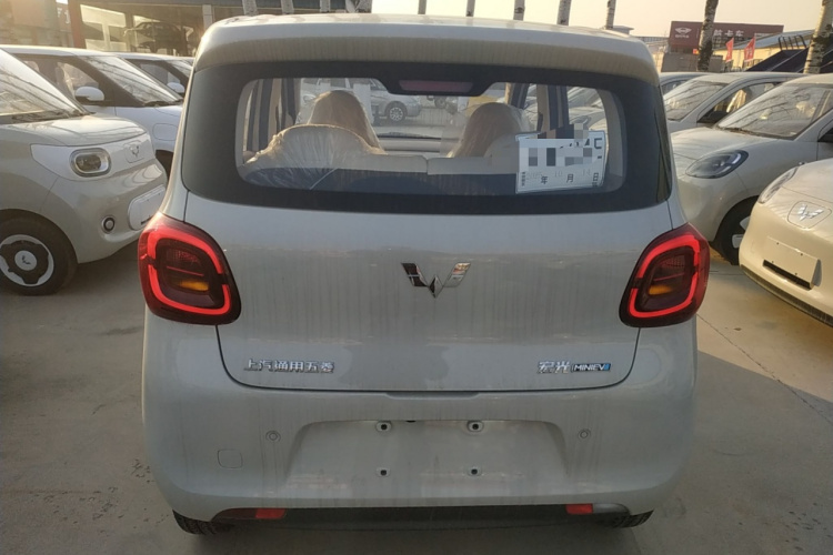 五菱汽车 宏光MINIEV 2025款 四门版 进阶款车身外观6