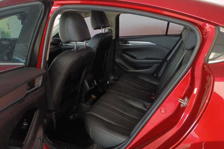 马自达 阿特兹 2020款 2.5L 蓝天运动版中控内饰7004