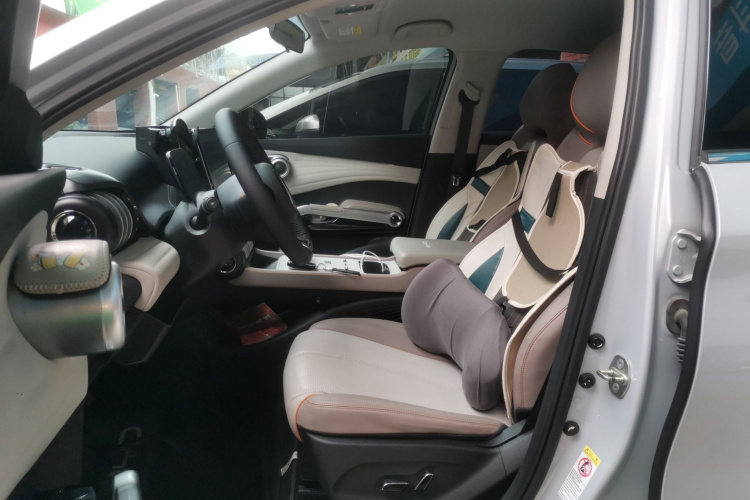 比亚迪 元PLUS 2023款 冠军版 510KM 领先型局部细节19