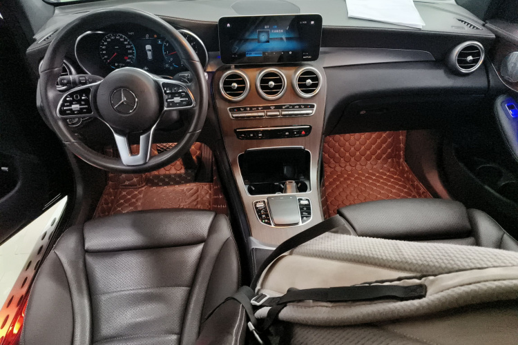 奔驰GLC 2020款 GLC 300 L 4MATIC 豪华型中控内饰12