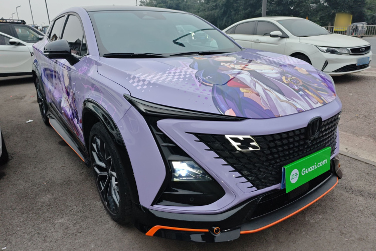 长安UNI-T 2022款 1.5T 运动版 尊贵型车身外观3