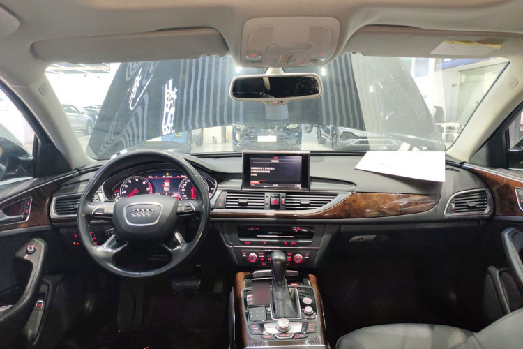 奥迪A6L 2017款 30 FSI 技术型中控内饰7002