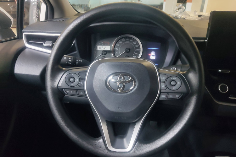 丰田 卡罗拉 2024款 1.2T 精英版中控内饰7002