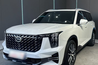 广汽传祺 传祺GS8 2022款 双擎系列 2.0TM 四驱尊贵版 （七座）