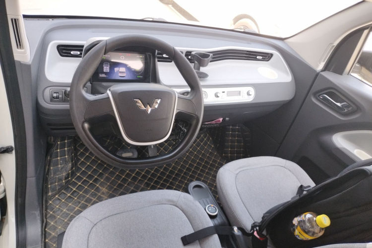 五菱汽车 宏光MINIEV 2021款 马卡龙臻享款 磷酸铁锂中控内饰7002