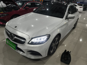奔驰C级 2020款 改款 C 260 L 运动版