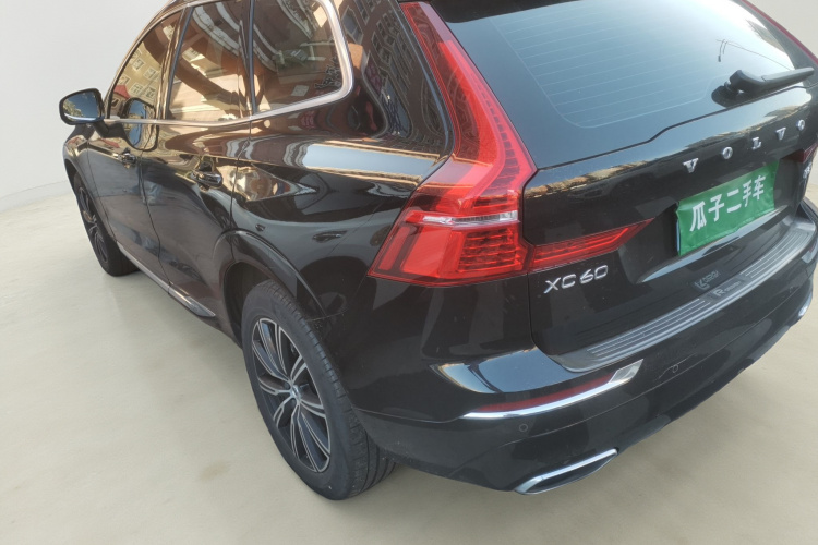 沃尔沃XC60 2021款 T5 四驱智远豪华版车身外观5