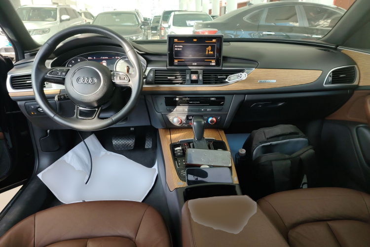 奥迪A6L 2018款 30周年年型 45 TFSI quattro 运动型中控内饰12