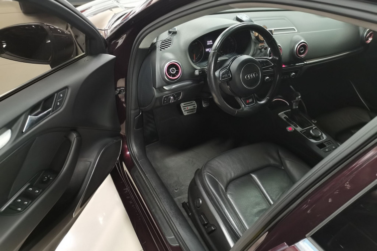 奥迪A3 2014款 Limousine 35 TFSI 自动舒适型中控内饰20