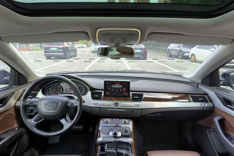 奥迪A8 2013款 A8L 45 TFSI quattro舒适型局部细节16