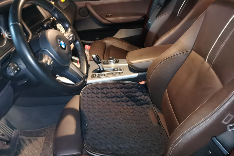 宝马X4 2016款 xDrive20i M运动型中控内饰19