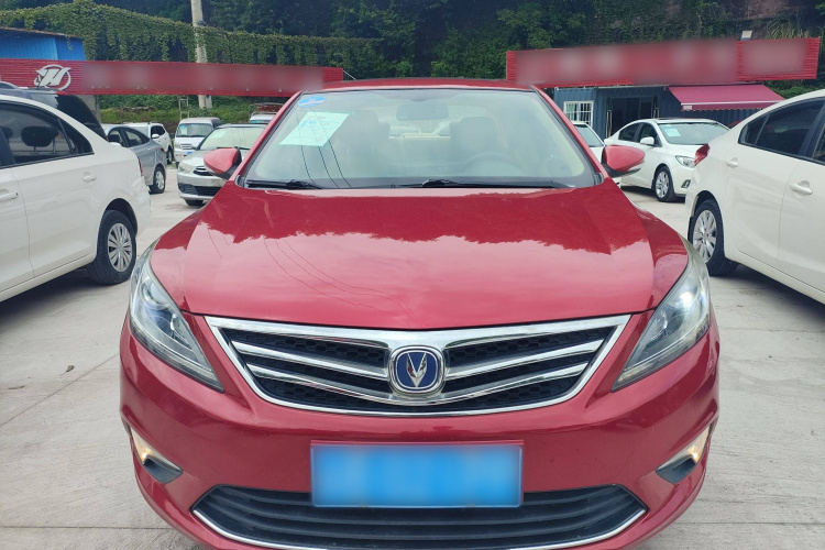 长安 逸动 2016款 1.6L 自动风尚型车身外观2