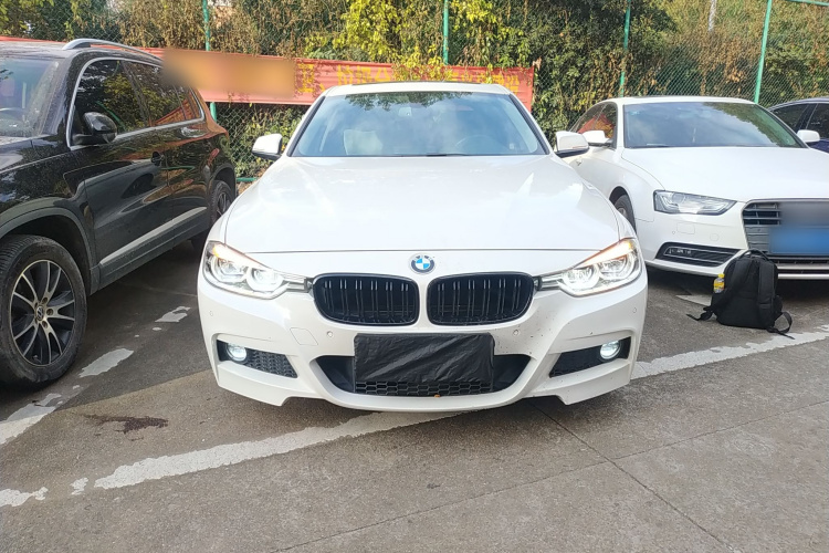 宝马3系 2019款 320Li M运动套装车身外观2