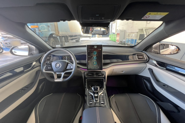 比亚迪 秦PLUS 2021款 DM-i 120KM 旗舰型局部细节14