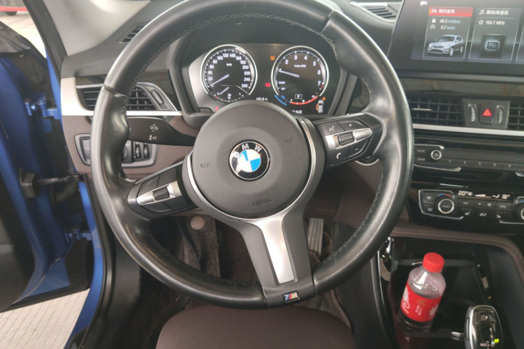 宝马X1 2020款 sDrive20Li 尊享型中控内饰13